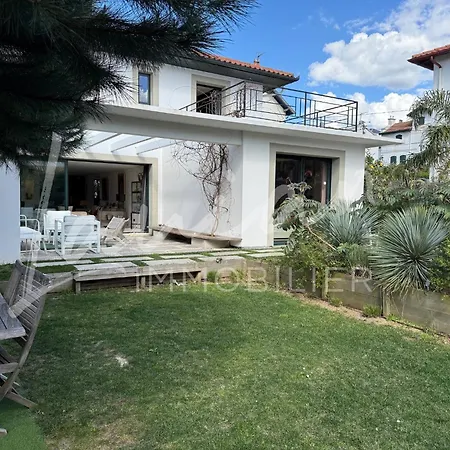 Hébergement de vacances Oasis - élégance Et Situation Idéale *